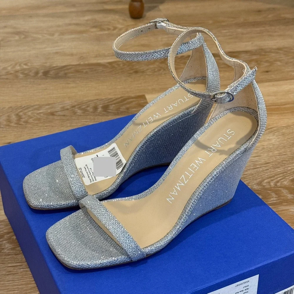 Stuart Weitzman product information